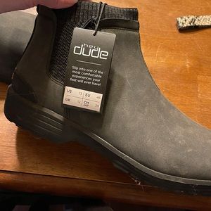 Hey dude Scott grip shoe brand new never worn still has tags size 13
